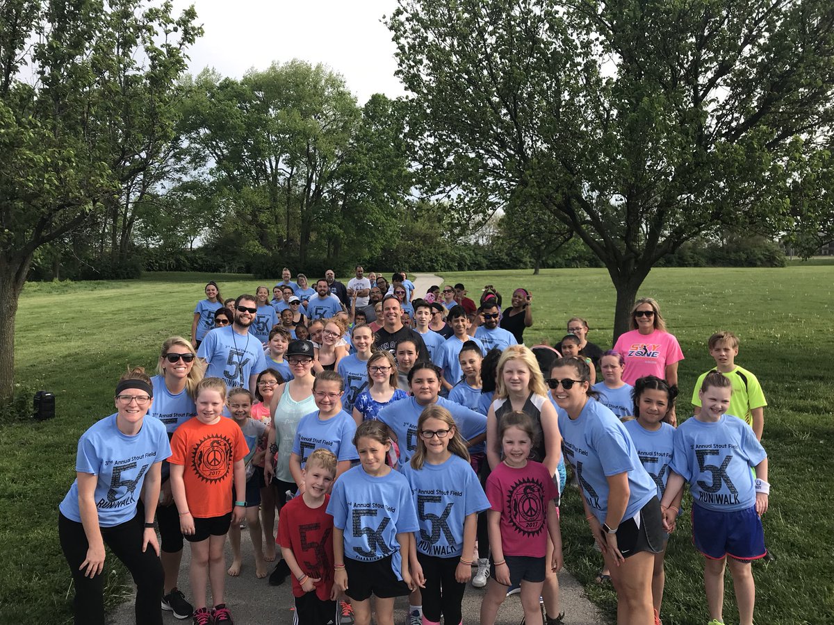 Runners ready to start at the 3rd Annual SFE 5K! <a href="/SFE_3820/">SFE Elementary</a> <a href="/SFEstrong/">SFE Strong</a>