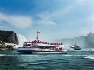 CanadianSkyUK's tweet photo. Explore Canada with Air Transat - with direct flights to #Montreal and #Toronto talk to our experts about your next Canada adventure #AirTransat https://t.co/OUehuvohzh https://t.co/f2OIVUCWYn