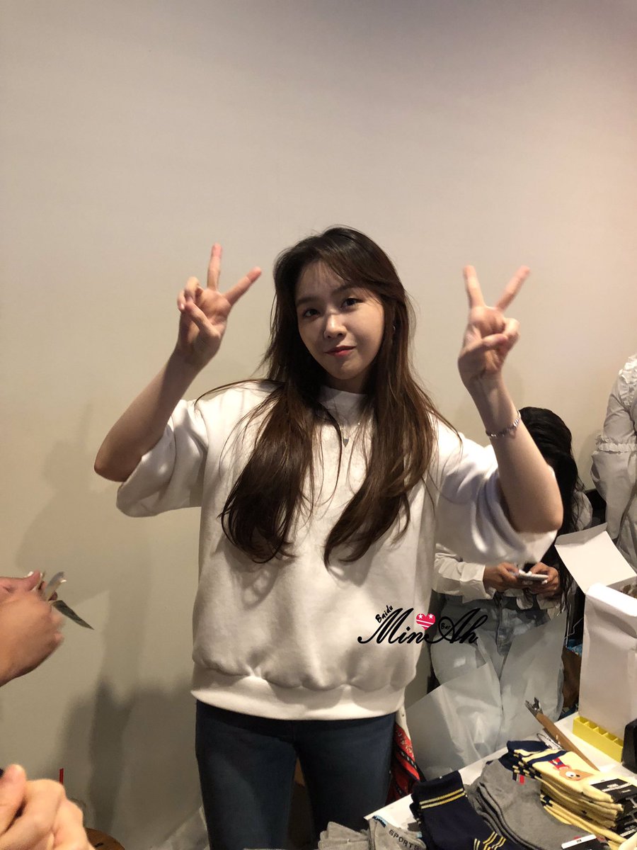 ChinaMinahBar's tweet photo. 180512 브릿지바자회 

#HAPPYMINAHDAY 
@Girls_Day @Girls_Day_Minah https://t.co/msRMYghjWs