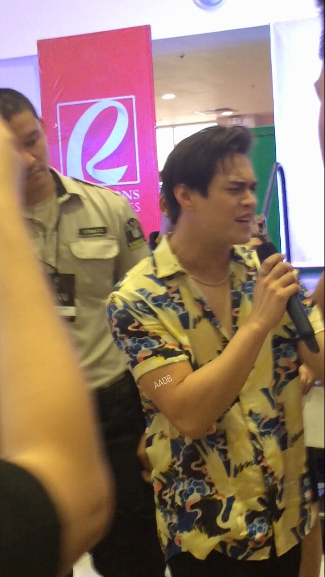 alyskiiiieeee's tweet photo. Posted so many photos and some video clips on my IG of today's ganap hihi! Love you @itsenriquegil 😭😘❤️😍

#BaganiAtRobinsonsNova #Bagani #Lakas #EnriqueGil #Quen #QuenADDICTsince2011 #AlyTheFanGirl 05.12.18 https://t.co/v5UyvBwwLM