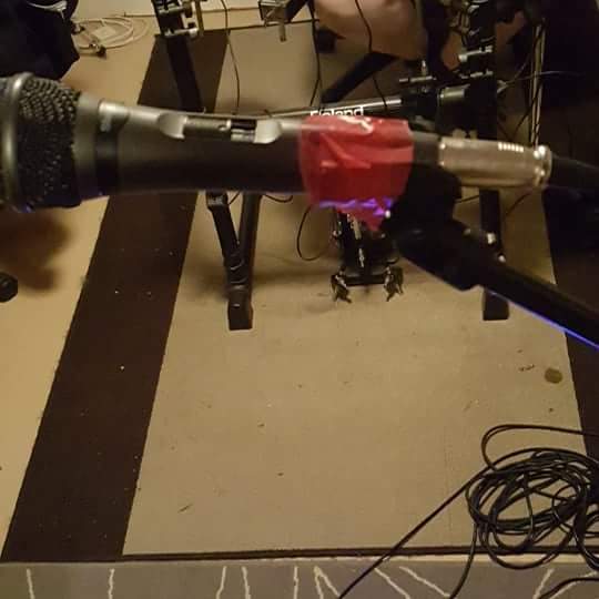 subjectsinclair's tweet image. Mic has gotta stop juicing. He barely fits in the clip!