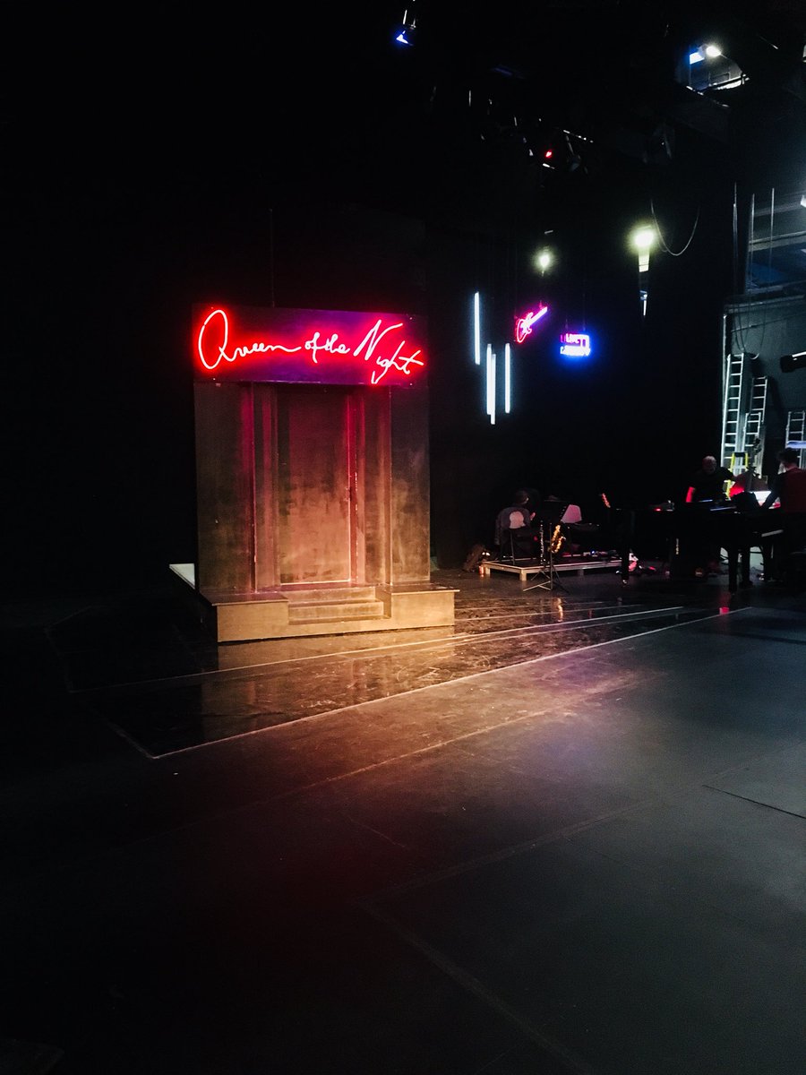 operaupclose's tweet photo. The Queen of the Night has arrived in #Coventry! Looking forward to some Mozart magic this evening @BelgradeTheatre #OUCMagicFlute https://t.co/qIC0skbqMW