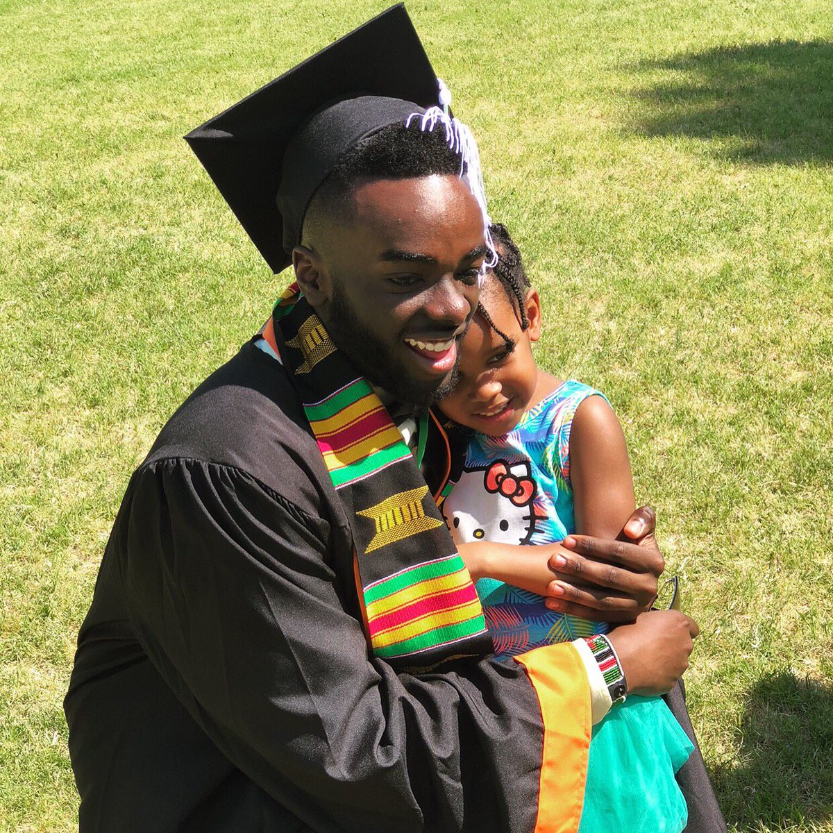 chonemury's tweet photo. I did a lil graduating yesterdayπππ
B.A. In Arts & Technology.
#BlackExcellence #UTDone #UTD18 https://t.co/MElGZYTXmQ