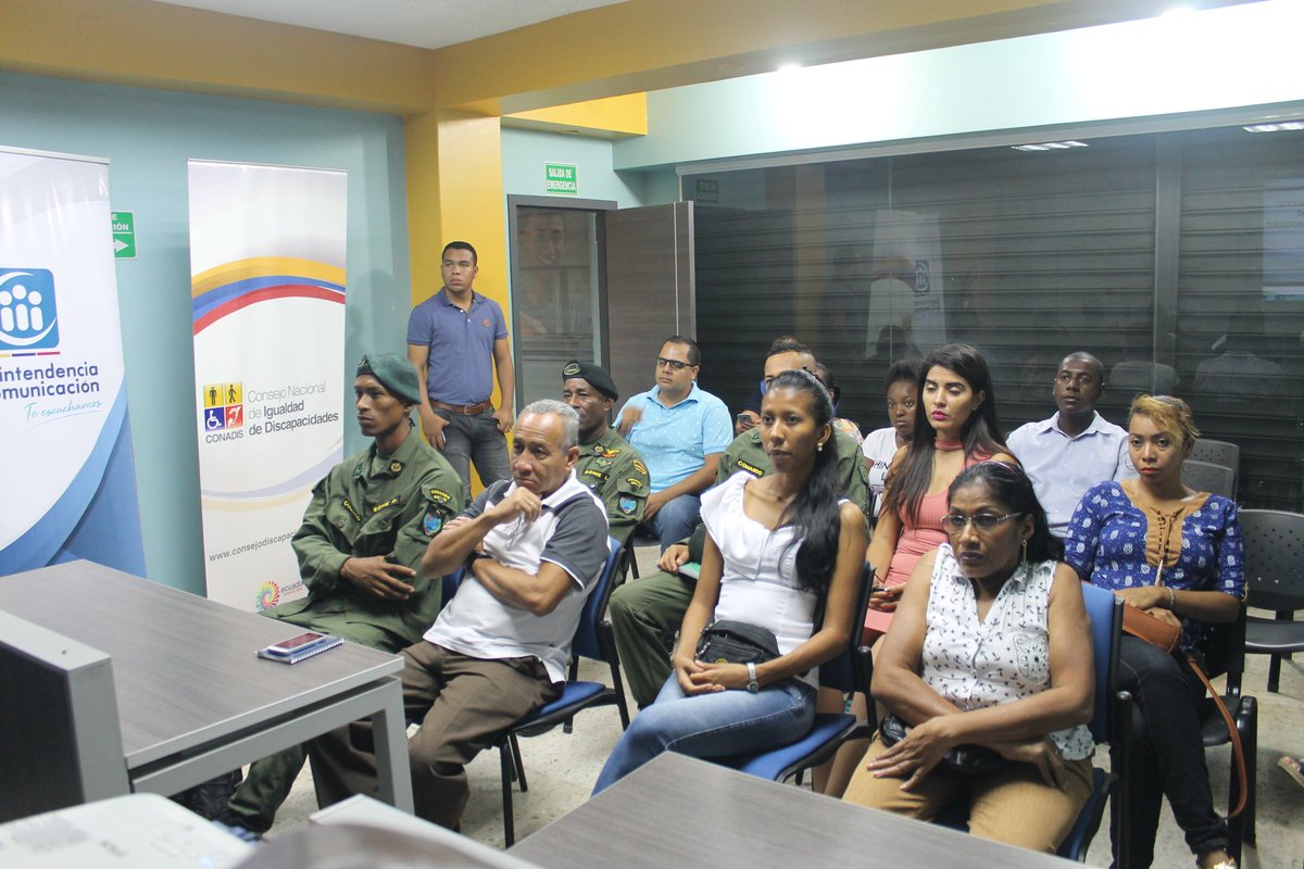 SupercomZona1's tweet photo. En Esmeraldas, la tercera jornada del taller #ConstruyendoInclusión cuenta con la participación de comunicadores y periodistas que conocen de planes de acción para la #ComunicaciónIncluyente. Organiza @SuperComEc y @conadisecu https://t.co/Vr8JUazPlg