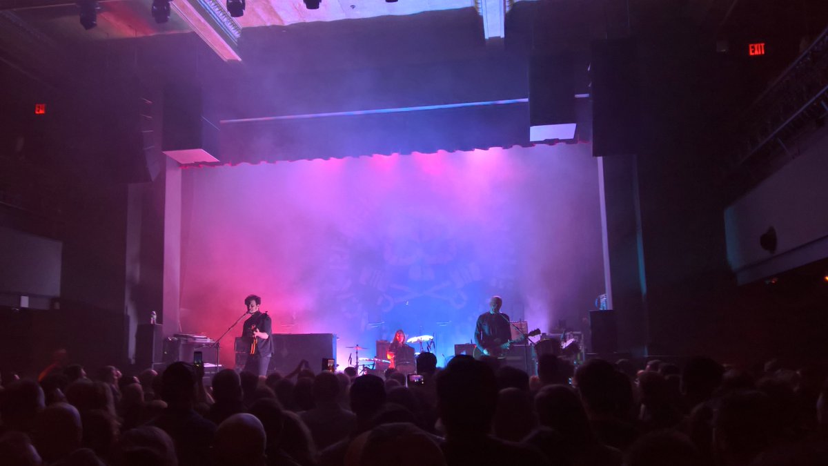 veruz's tweet photo. Thank you @doNYC @BRMCofficial for the wonderful night!!! #donyc #brmc #wrongcreatures 🤘🏻 https://t.co/CLJdHs1RAz