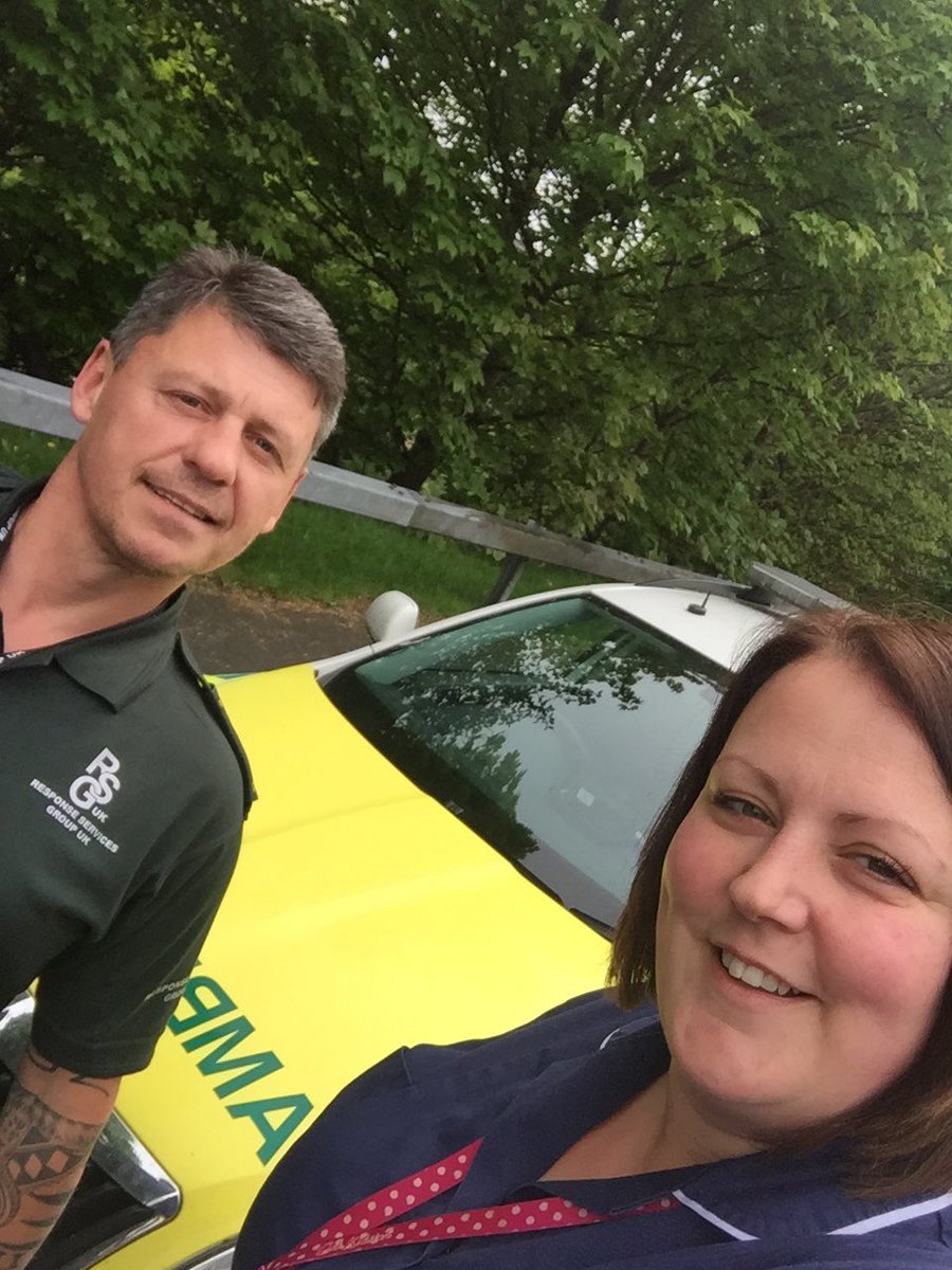 JennyHughesOTDT's tweet photo. It might be #nursesday today but our SNOD teams wouldnโt be anywhere without lots of multi disciplinary colleagues. Hereโs John my lovely response car driver. Getting me safely to donor hospitals. #teamwork #organdonation @nhsbtnursing @NHSOrganDonor #amvale #NHSBTNursesday https://t.co/ysi32og6S1