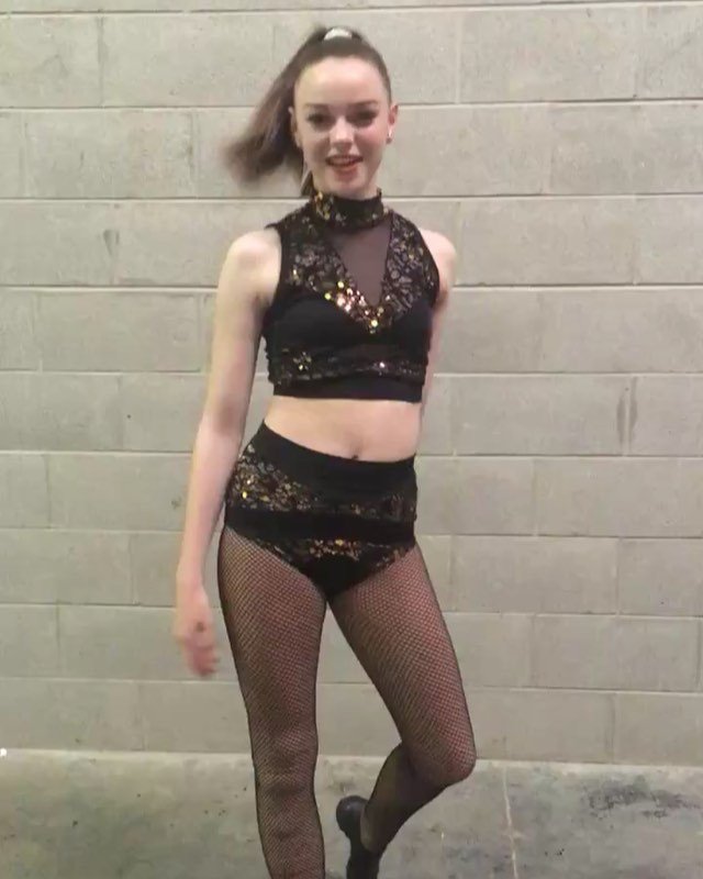 breakthrudance's tweet image. ⭐️We hope you are all having as much fun as we are this weekend in beautiful Grand Bend! ⭐️
.
.
.
.
#bdc2018 #breakthrudancechallenge #bdc #dancers #dance #girls #boys #boysdancetoo #love #team #competitive #competition #competivedance #huroncounty #grandbend #arts #live…