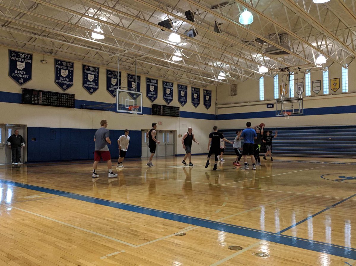 ReadyHoops's tweet image. Saturday morning No. 4 at the Castle! #ReadyHoops