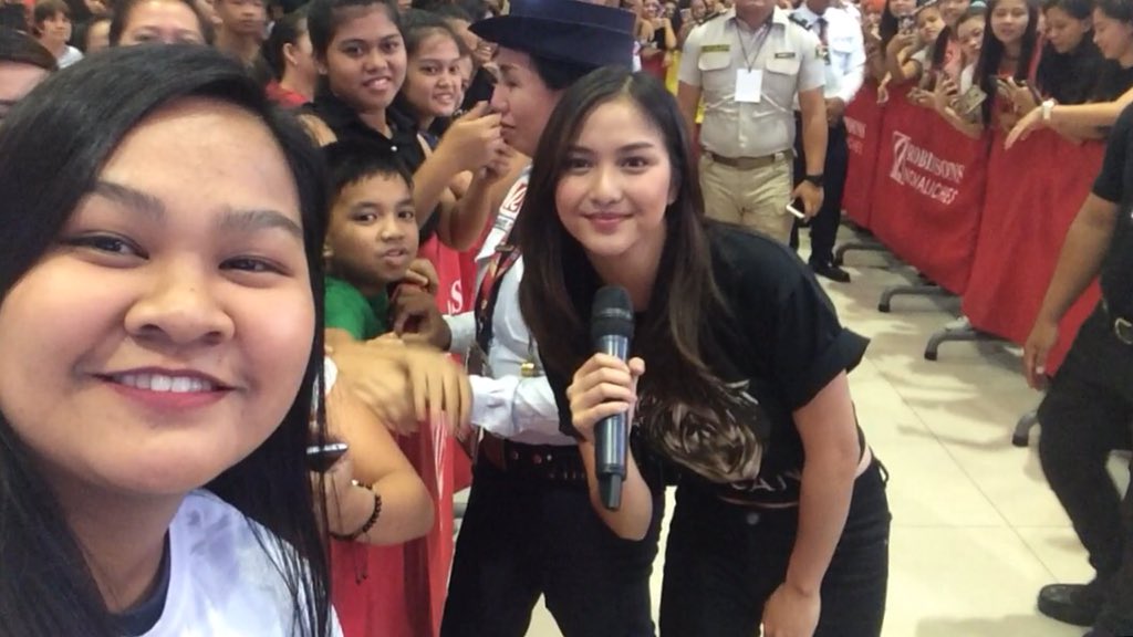 alyskiiiieeee's tweet photo. Thank you ate @charliedizon_ , @makisigmorales2 , @wackykiray and @RAYVERCRUZ20 ☺️😇❤️
#BaganiAtRobinsonsNovaliches #Bagani #Makisig #RayverCruz #Charlie #WackyKiray
05.12.18 https://t.co/X4rMfMmEjE