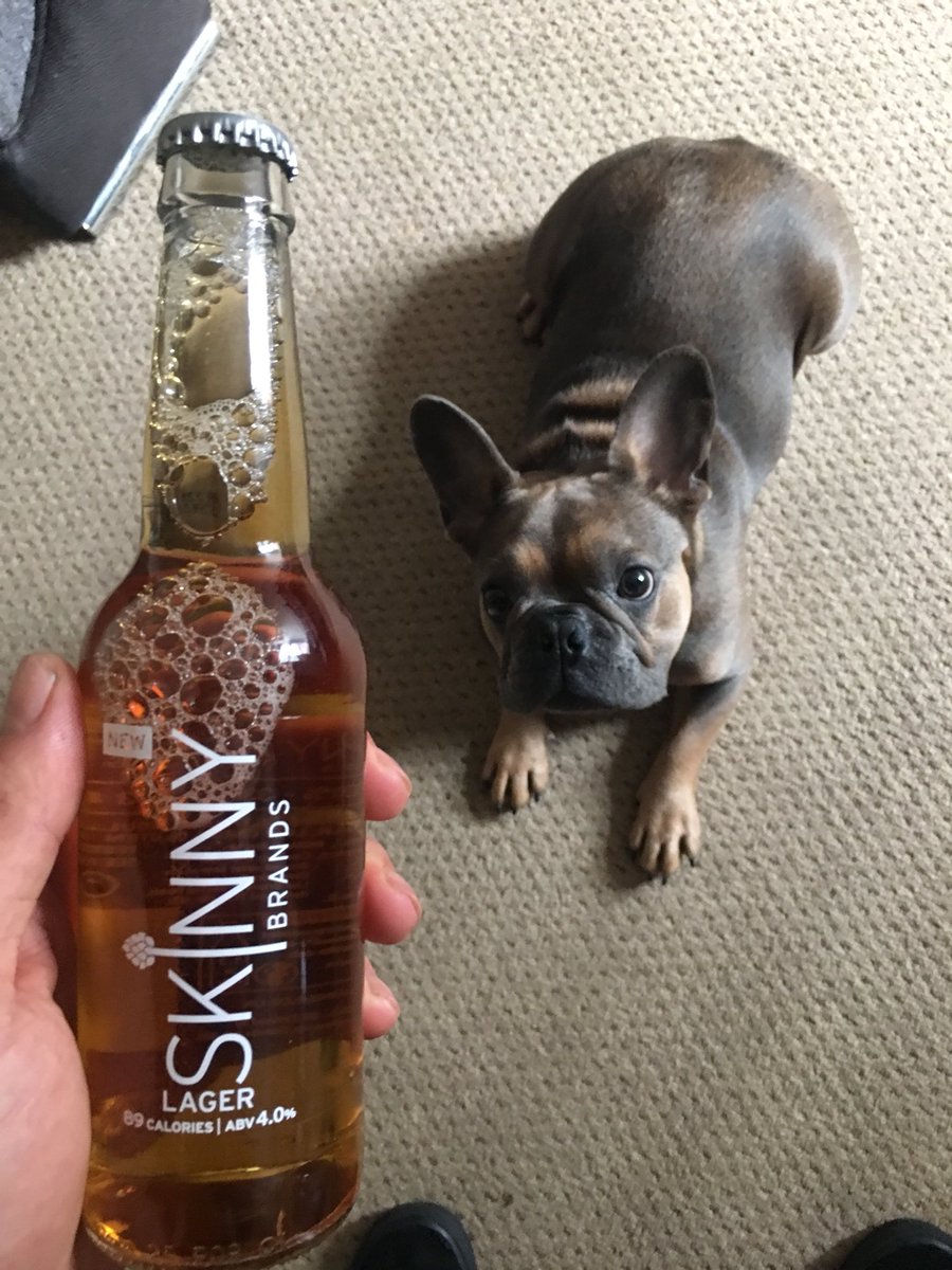 Callum_Chick's tweet image. Big thanks to @SkinnyLager for the goods! Taste awesome and only 89 calories, so perfect for the rig with summer just around the corner!! Not the only one who’s got my eye on them either 🐶👀