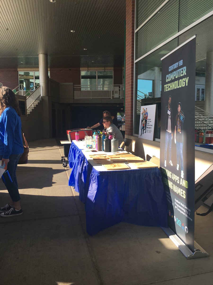 HSD_CCP's tweet photo. Proud to Be HSD @hillchamber @hillsboro_sd https://t.co/Ld4BreaHnd