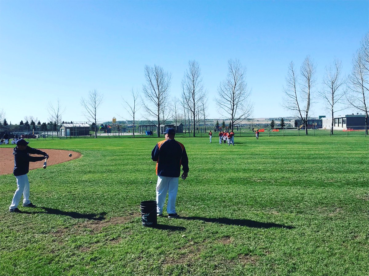 Our Pee Wee boys are getting ready for their 10am game. They have another at 4pm. Games are being played in from or the Okotoks Rec Centre at Diamond 10. Come on down and cheer them on! #okotoksoutlaws #outlawsbaseball. <a href="/BaseballAlberta/">Baseball Alberta</a>