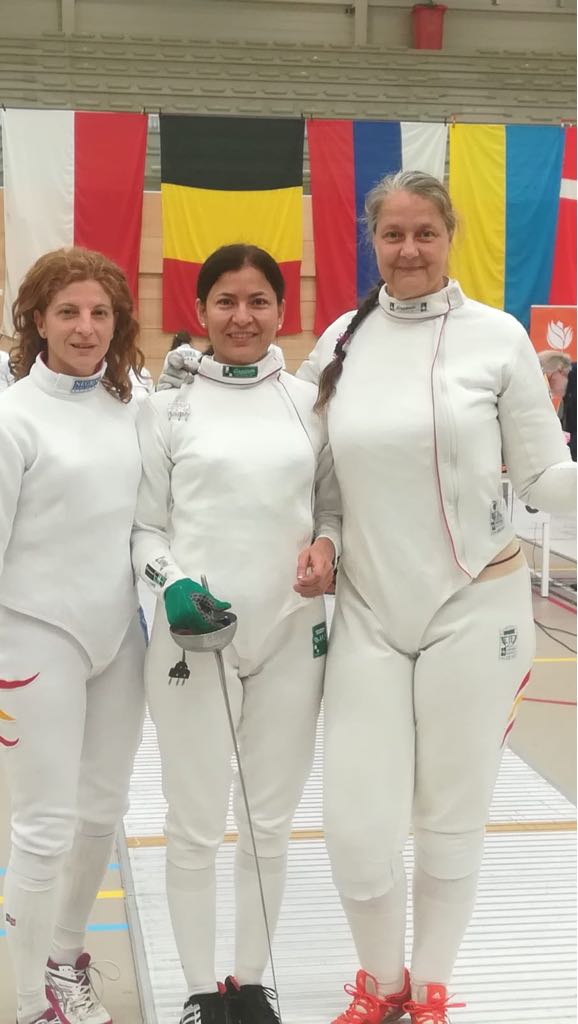 Lovesgrima's tweet photo. Nuestra SAEM CRISTINA DE VARGAS HILLA ha quedado DECIMOTERCERA EN EL CTO. DE EUROPA DE VETERANOS con ESPAÑA !!!
Bravissimo Cristina De Vargas Hilla ... todos los SAEMS estamos muy orgullosos de como has defendido con valentía y honor nuestro escudo y el de España !!
#GoSAEM https://t.co/Z8iCN78S0b