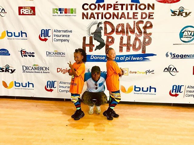 HaitiCndh's tweet photo. #CNDH #dansepounalpilwen🇭🇹 #encadrement #danseHiphop🙌🏾 https://t.co/QQQIgs7hk4 https://t.co/dL9GRqQ0K2