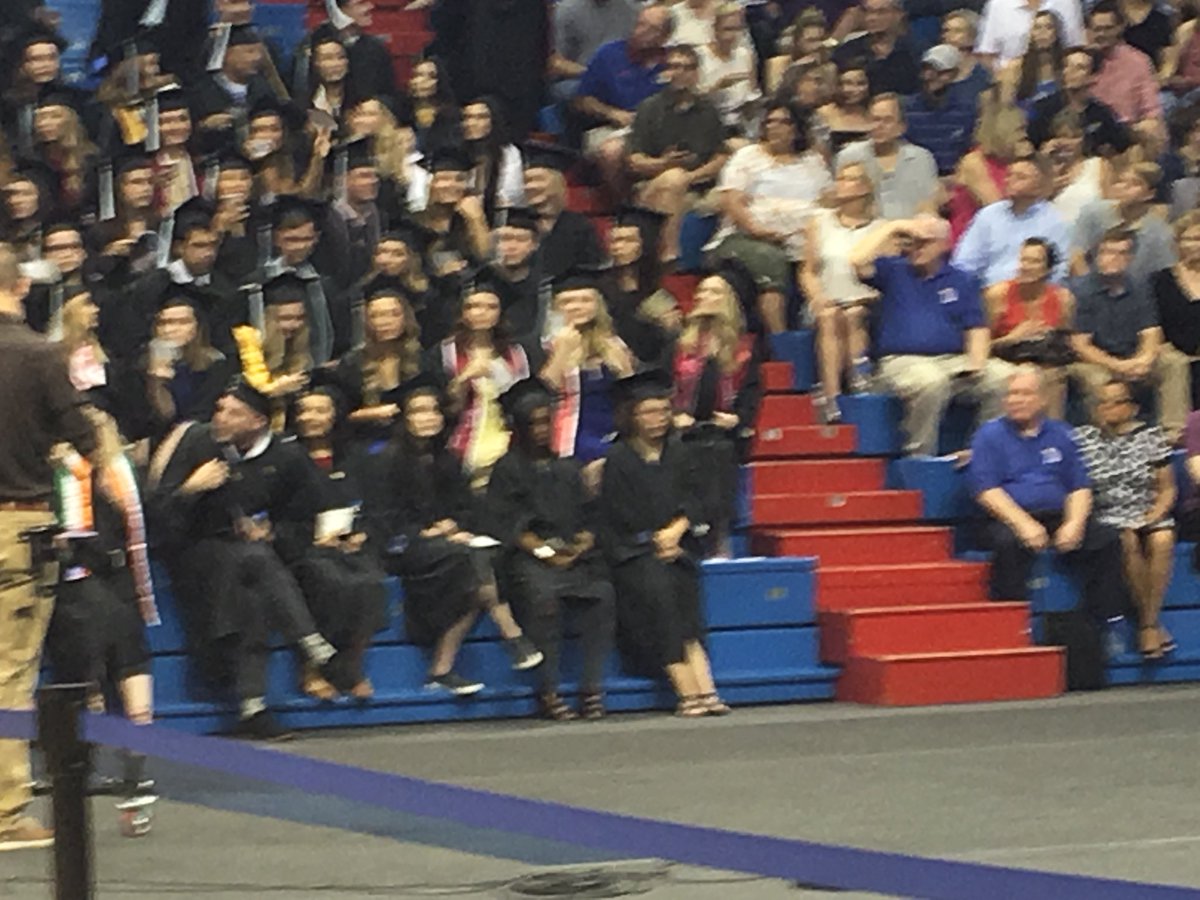 Amstar7th's tweet photo. KU TPE graduation #KUSOEGraduation #thinkcollege #inclusion4all https://t.co/Oq33tzTs6U