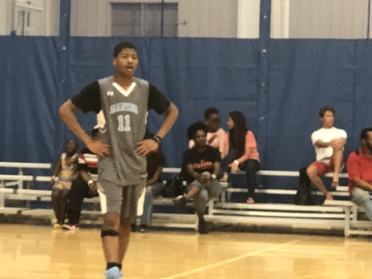 PrepHoopsSC's tweet photo. 3 Ball Elite 16 vs Manzer 16  #PrepHoopSeries #PrepHoops #PrepHoopsMyrtleBeach https://t.co/KCtkD2pEFe