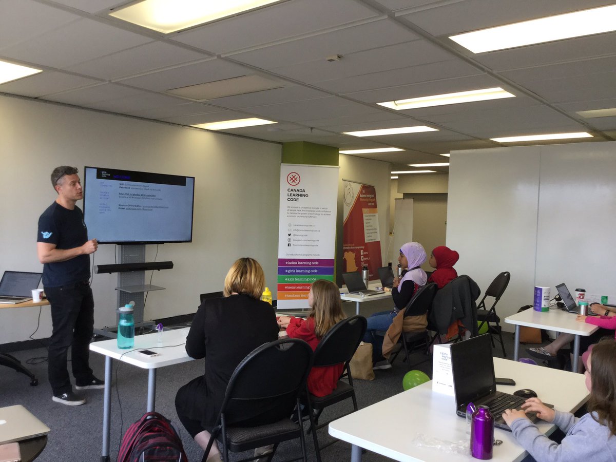 learningcodeysj's tweet photo. Kicking off National Girls Learning Code day in Saint John #glccodeday18 https://t.co/Dz91XOdbD7