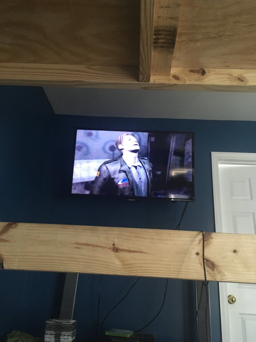LuvinThaDonald's tweet photo. Silent Hill 2. This game is STILL creepy AF! Nothing like old school survival horror. #silenthill #creepygames #oldschool https://t.co/aNQiwsJB4p