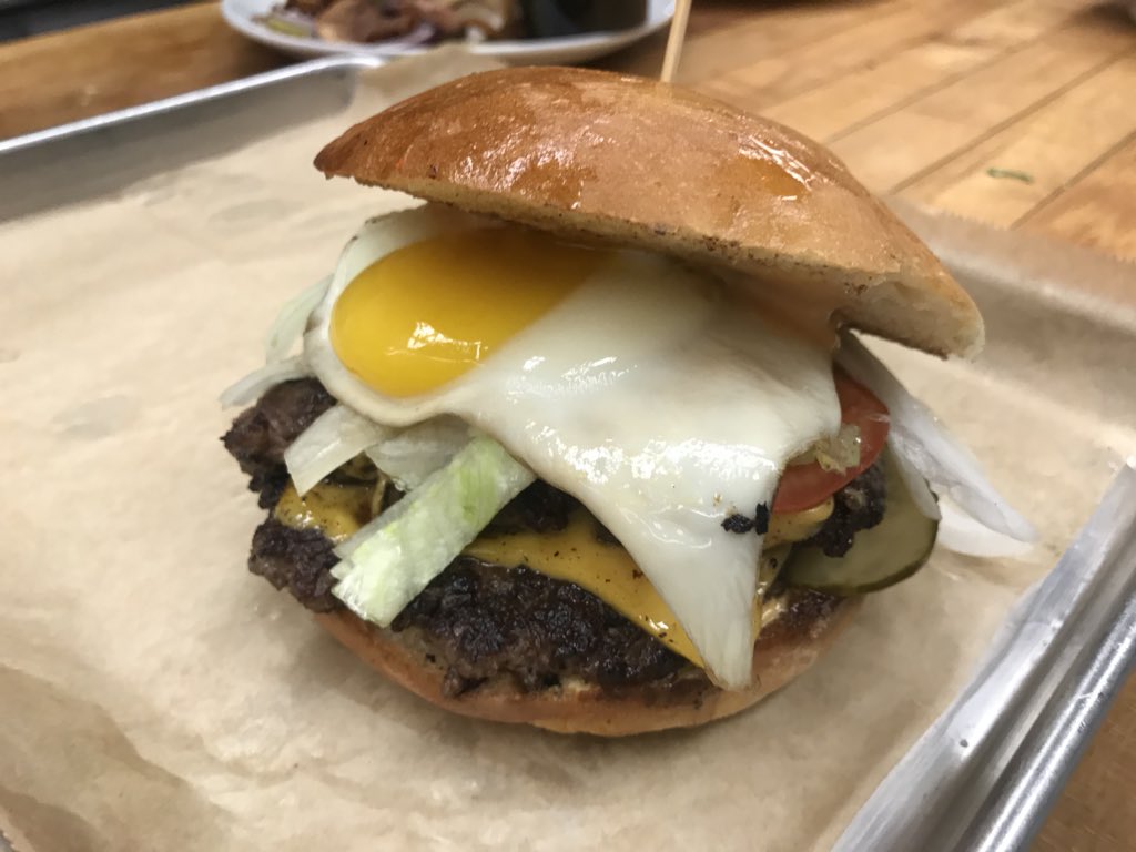 ButaPub tweet media
