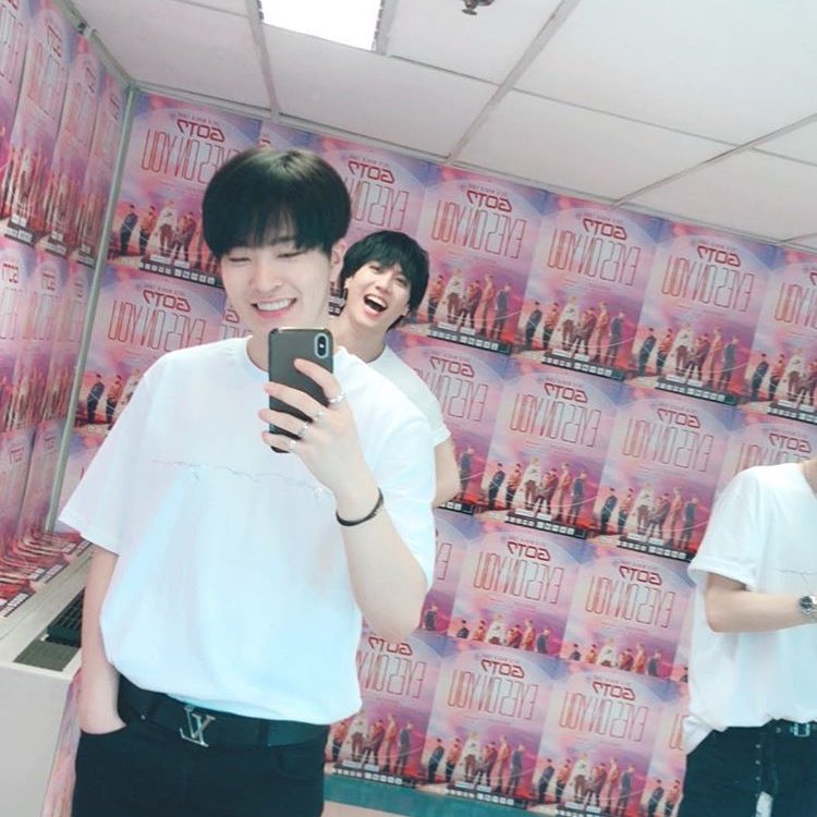 yugjaearchive's tweet photo. THE PICTURE THAT I, YOU, EVERYONE NEEDED https://t.co/CReuycmM6i