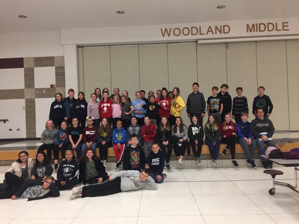 bryentravis's tweet photo. Great choir performance this morning! Off to a deserted Six Flags! https://t.co/8PeHW1JHIZ