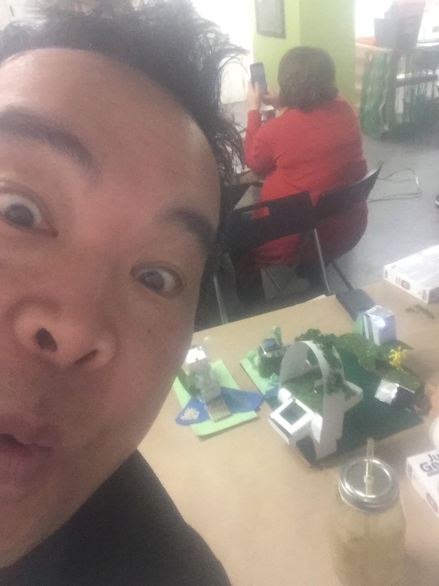 mrvasquezteach's tweet photo. What do the cool 😎 teachers do on a Saturday? Well what else but hang w/ @zbpipe on #ArduinoDay learning about #Arduino the #makerculture linking to social & global goals! Reppin @HaltonDSB #HDSB #HDSBinnovates #TLPmakers #SustainableCity #ontedleaders #onted https://t.co/IIDn1kqRAS