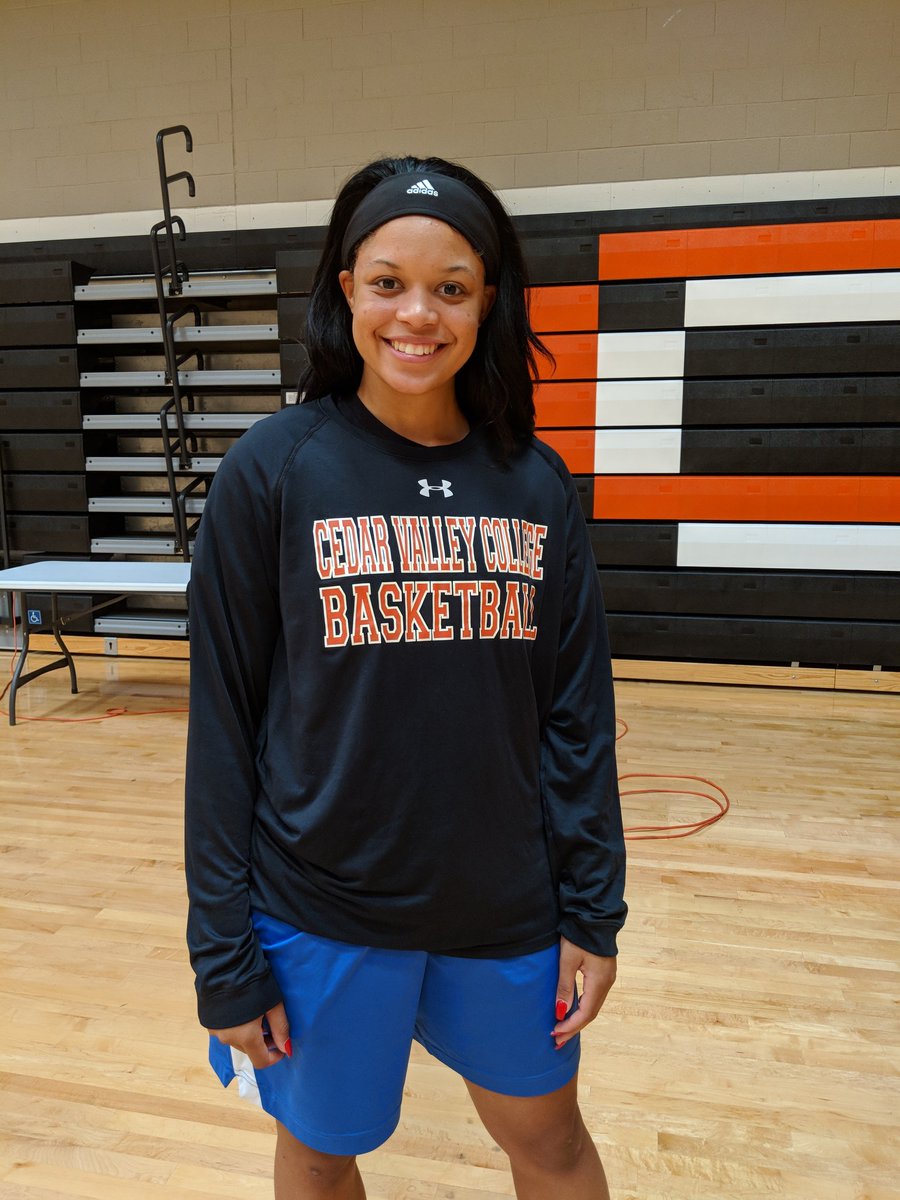 Congratulations @Trysten33 who has committed to play basketball for Cedar Valley College in their inaugural year for women’s basketball! @CVC_Suns
#CVCBasketball #SunsUp