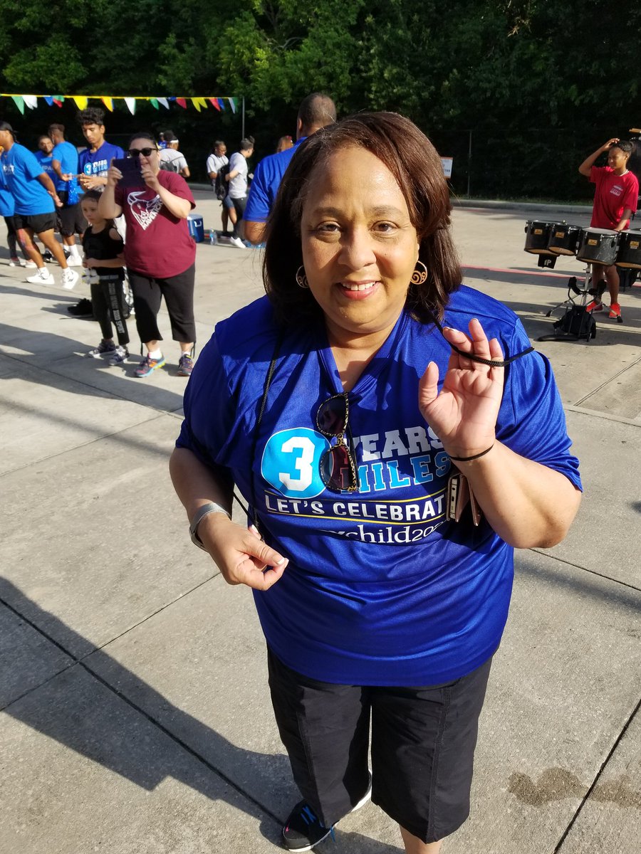 Tameka528's tweet photo. All smiles from some of our @SpringISD executive leaders and Board Trustee @justine_durant ! #SpringFunRun18 #3Years3Miles @awb121500 @tldunne https://t.co/TNbRLY4IZT