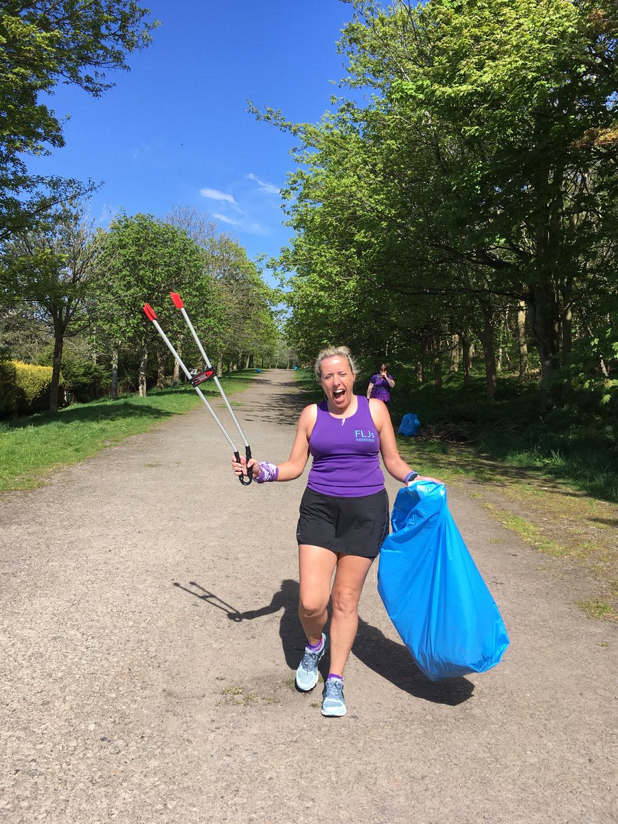 fitlikejoggers's tweet image. Glorious sunshine once again for the Fit Like #Ploggers.

17 full bags in 70 minutes, and Kincorth Hill is a far cleaner place 

Thanks to @aberdeencc for the bags, #plogging equipment and pick-up. 

@PloggingGB @PlogScotland @visitabdn @AbdnInspired @CleanUpScotland