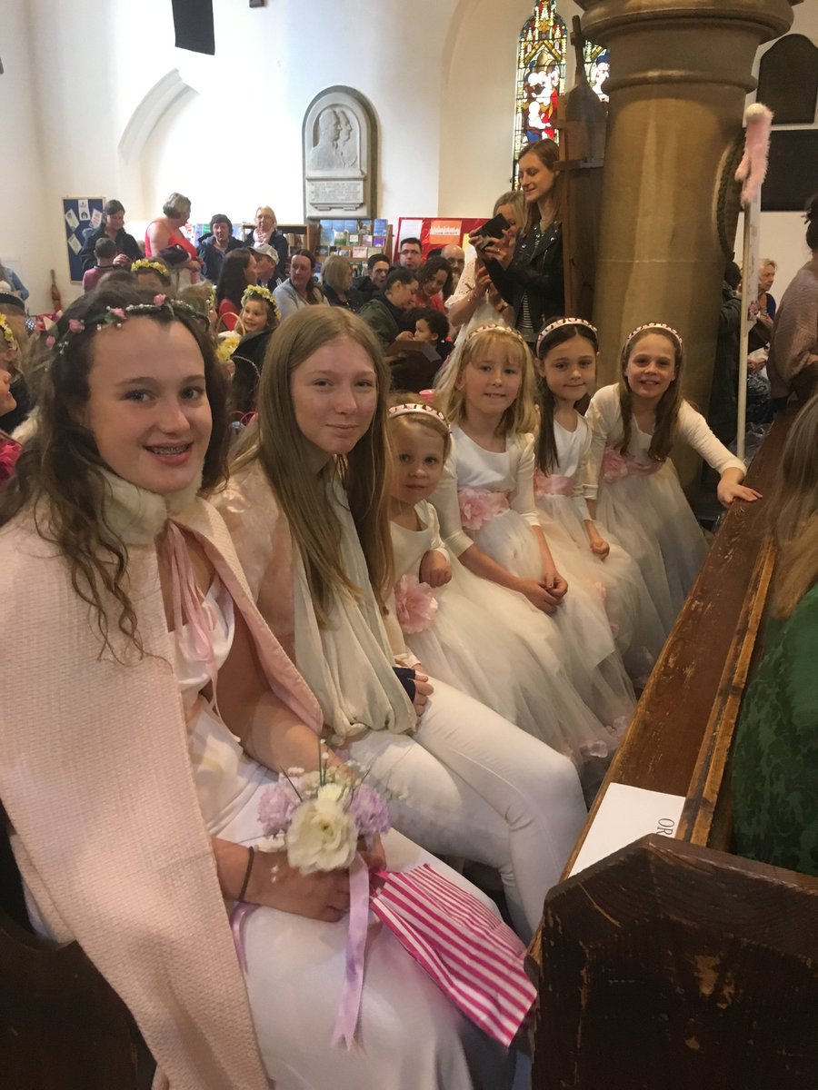 Orp_MayQueen's tweet photo. The weather wasn't so kind for us today! Fortunately, it stayed dry for us to parade at Pratt's Bottom.  Unfortunately, I didn't at Hayes so the parade was cancelled although the ceremony still went ahead inside the church.  Thanks to all who attended and/or supported our stall. https://t.co/NDRfzWu8bn