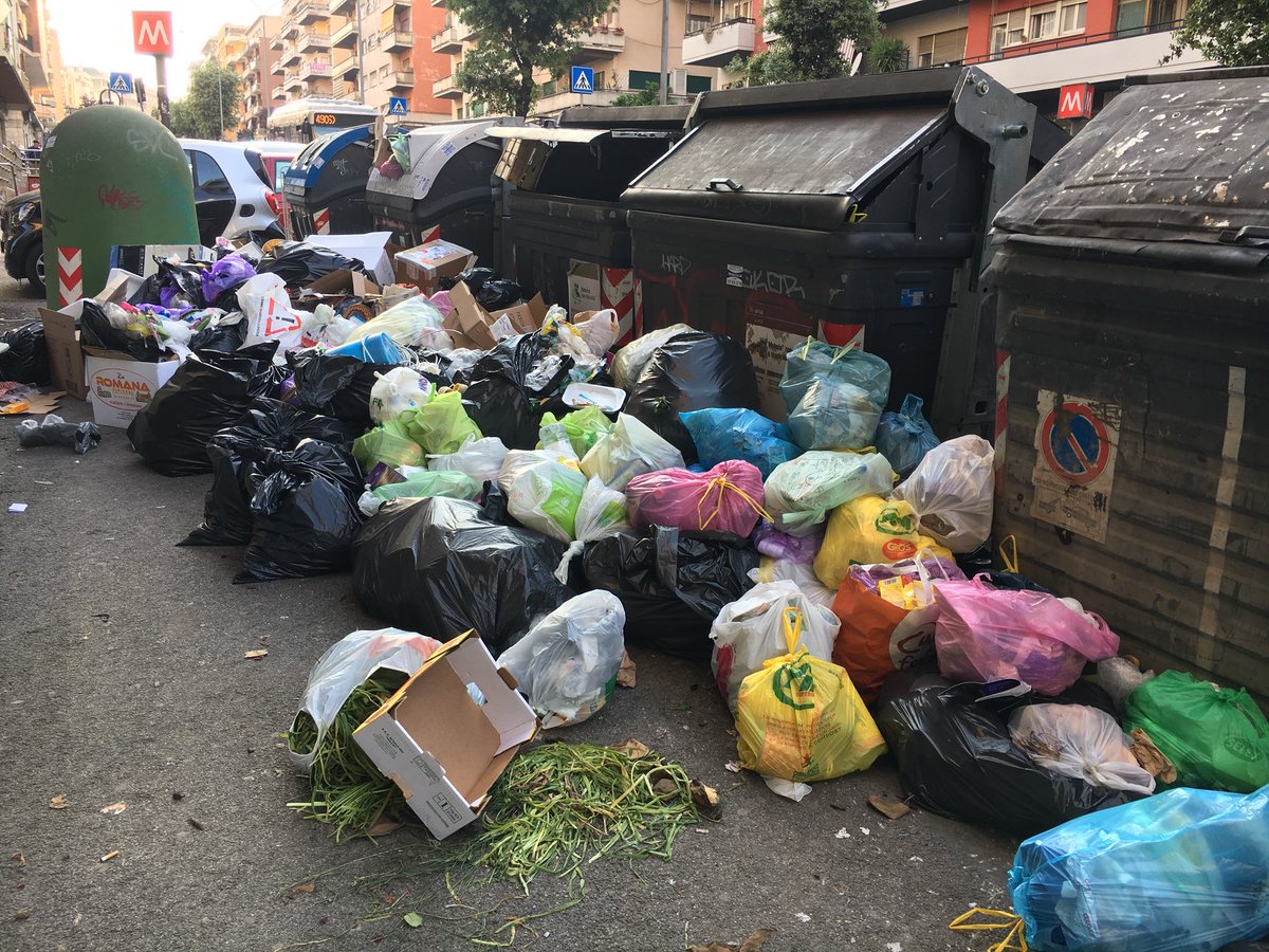 Francesco tweet media