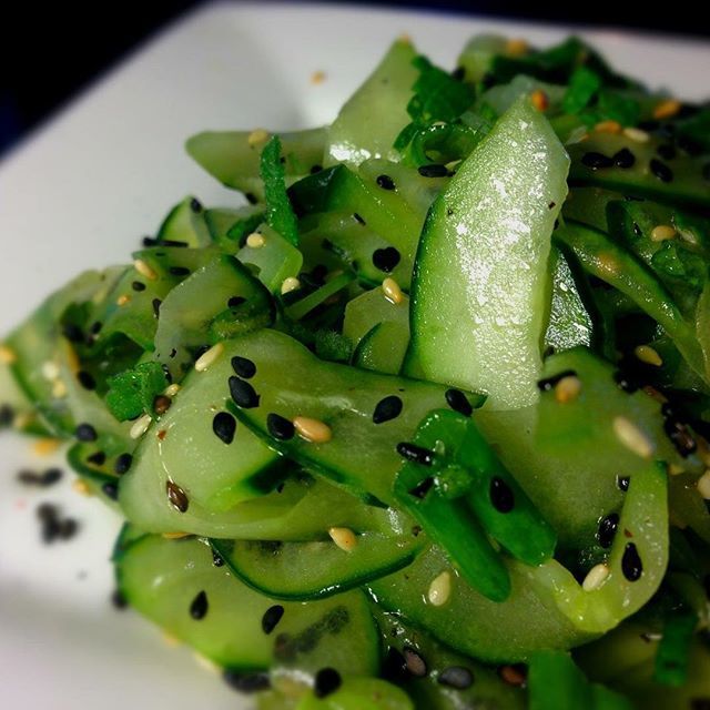 celisemccarthy's tweet photo. Link in my IG profile. Japanese Cucumber Salad with Toasted Sesame Seeds!
https://t.co/HN6a5oYr04 #japanesecucumbersalad #cucumbersalad #toastedsesameseeds #japanesefood #japaneserecipe https://t.co/Pg8HNnVs5R https://t.co/6Mv9Lrt7Zq