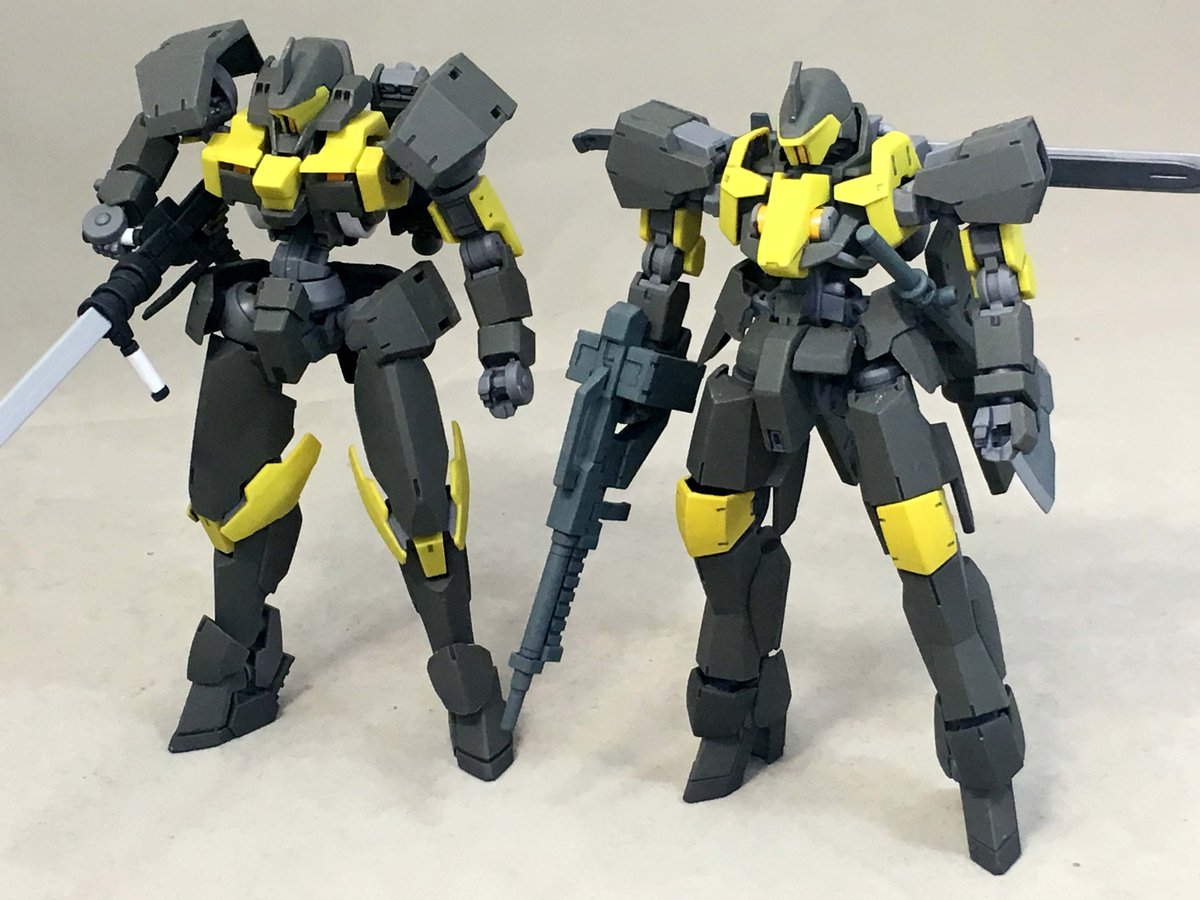グレイズ(イオク機)」は形状的には通常のグレイズと変わらず、追加で