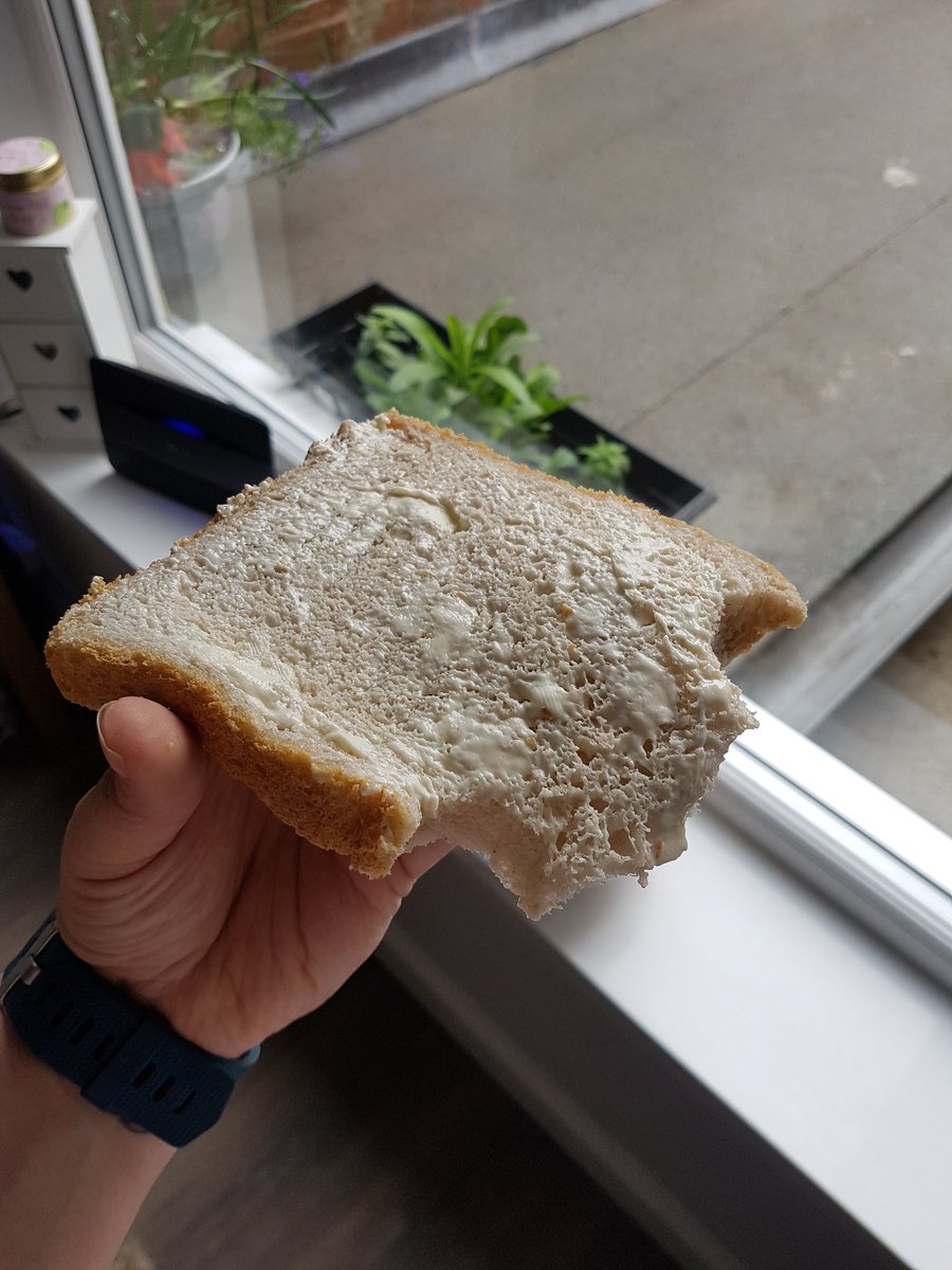MeAndMyLottie's tweet photo. When your dad gets into making sour dough bread 😋 https://t.co/aBVnlqhGs9