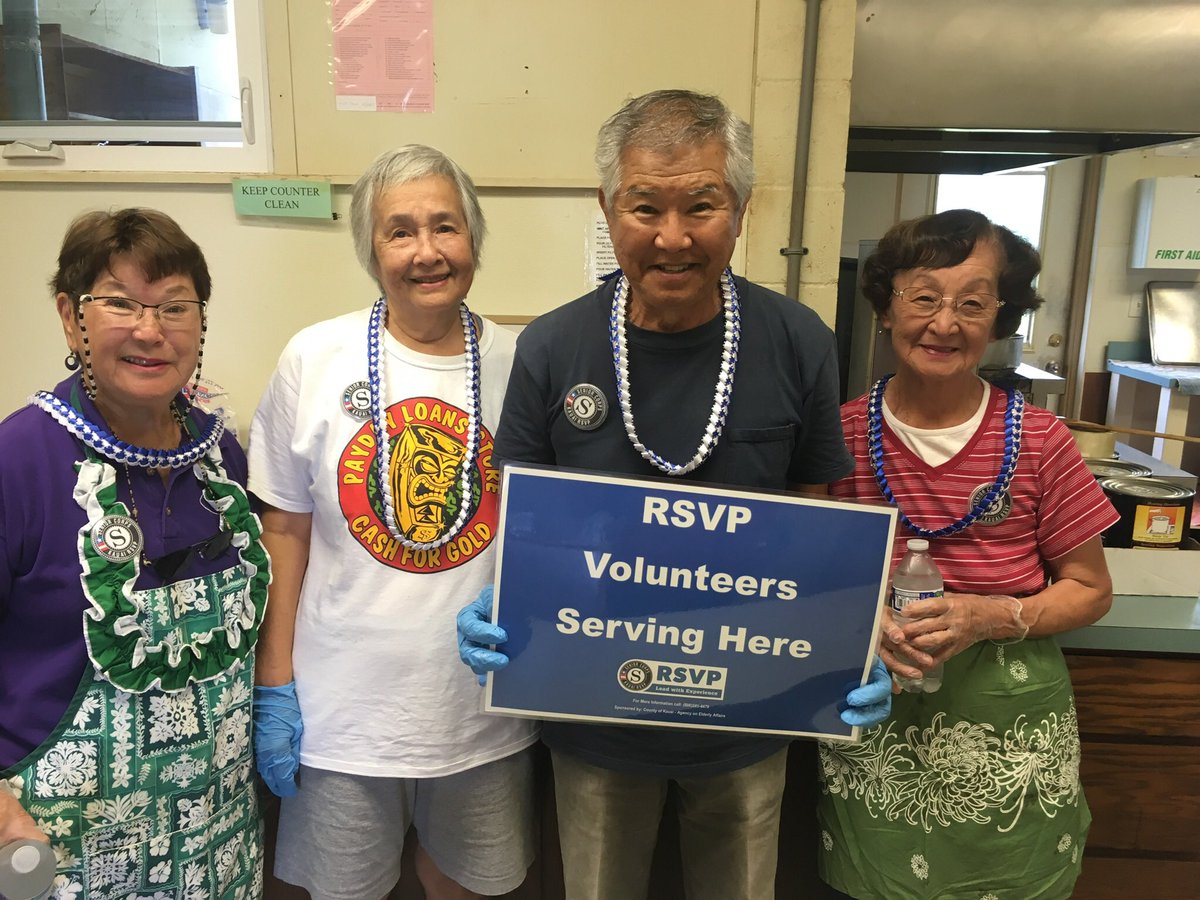 Elected officials got firsthand experience serving alongside these Kaua‘i RSVP volunteers during #SeniorCorpsWeek #IamSeniorCorps #KauaiRSVP  thegardenisland.com/2018/05/02/haw…