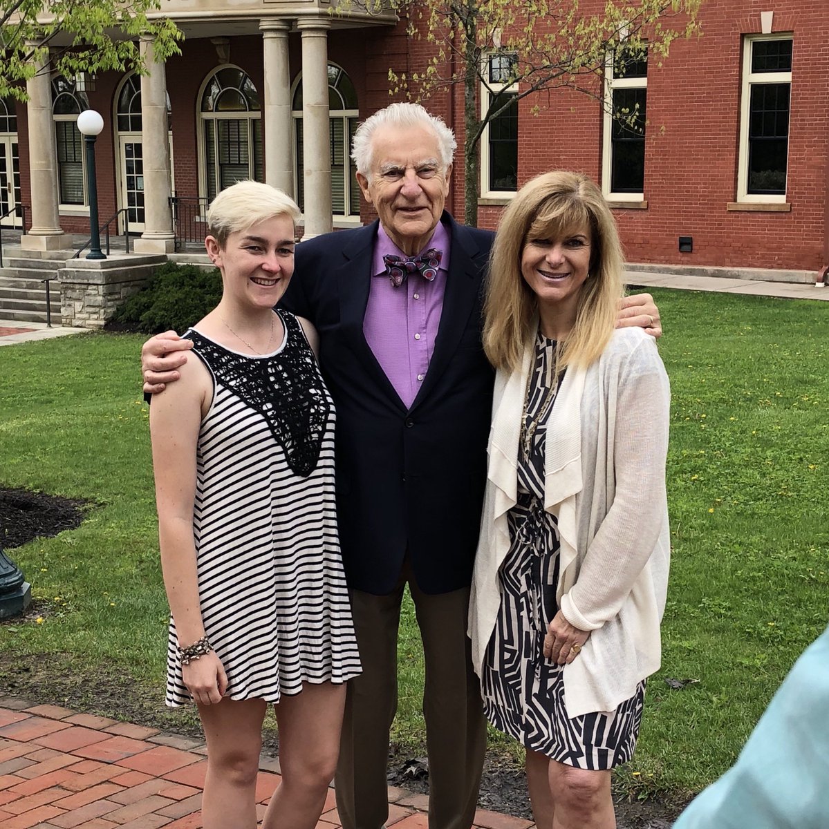 alleghenycol's tweet photo. Three generations of Gators:
graduate Caitlin (Cat) Waddington '18, aunt Pam Waddington '84, and grandfather Philip Waddington '58! #ACGrad18 https://t.co/ZQBBGfF9Zl
