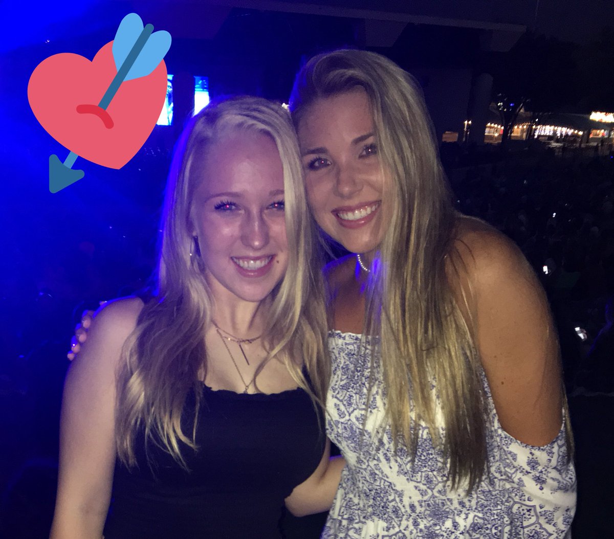 addyflumerfelt's tweet photo. Happy 18th Carol!! Miss you so much girl!! Hope your days the best, love ya! #boomer #mems 😉❤️💘 https://t.co/4N97hr9CYP
