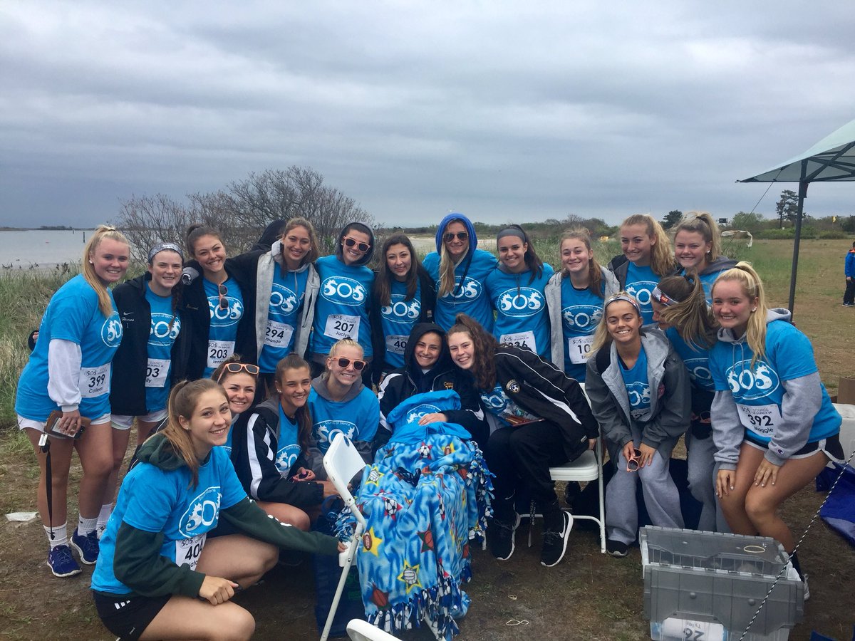 CommackGirlsLax's tweet photo. Always proud of good people coming together for a good cause! #SOSrun https://t.co/kJSvAhqSAx