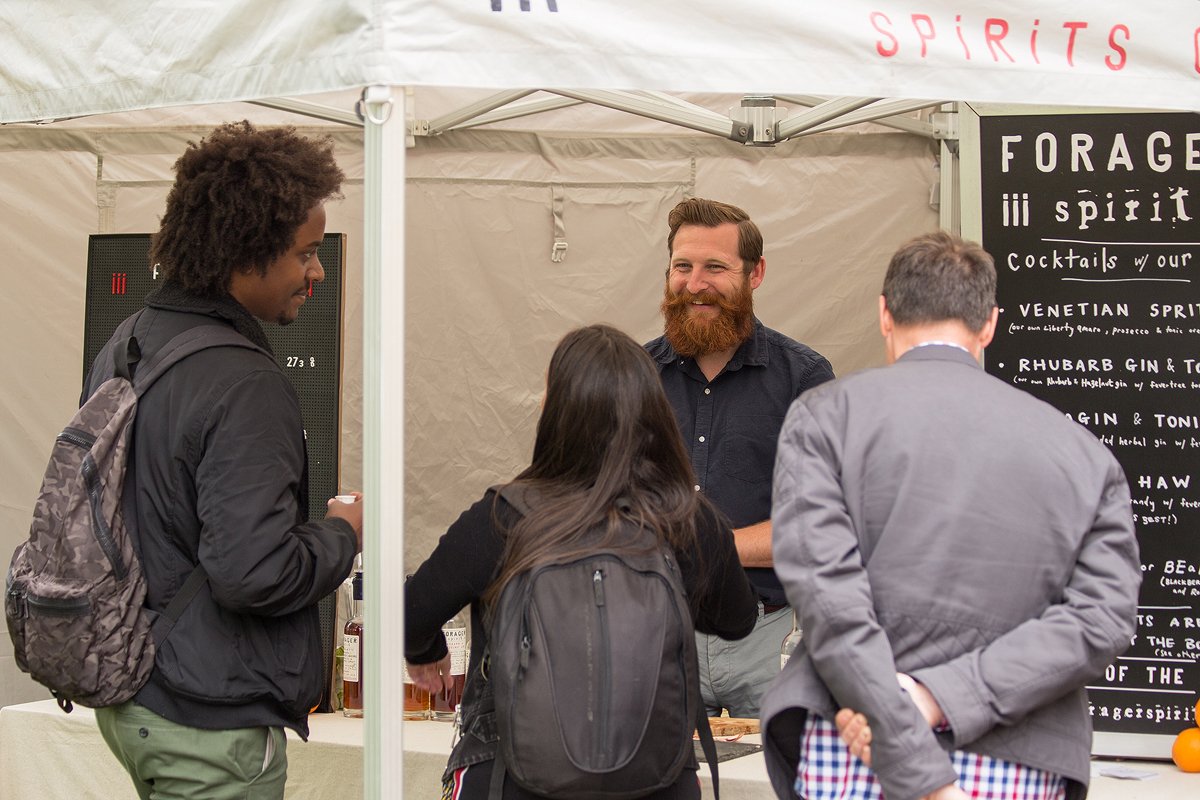 BrilliantBath's tweet photo. Today's Spring Fayre was a great opportunity to talk with independent producers and crafters in the beautiful oasis of Parade Gardens. Same again tomorrow from 11am @BathnesParks #BathSpringFayre #visitbath @visitbath #lovegreatbritain https://t.co/sETNfogGO2