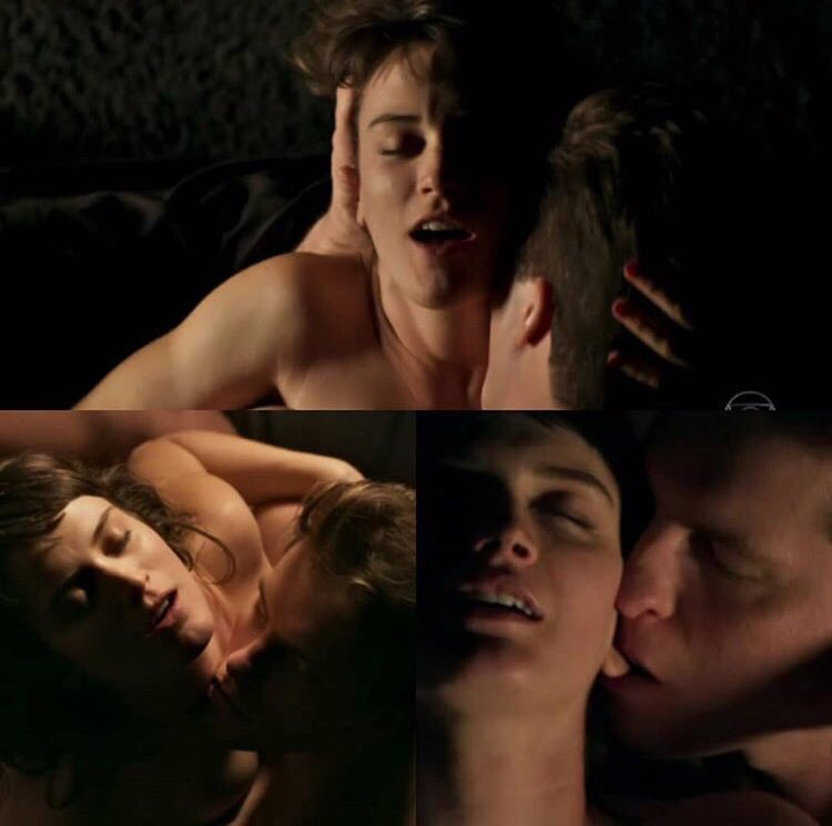 jovembrazil's tweet photo. cena de casal hétero expressando seu amor / cena de casal gay expressando seu amor #OOutroLadoDoParaisoFinal https://t.co/yvNSKj0zla