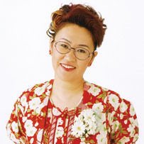 好角家見習 おけいぽ 朝ドラで井川遥がピンクハウス を着ているのを見るたびに 大正生まれの祖母が おそく起きた朝は 当時 に出演の森尾由美を見ながら この人の服は宮川花子と同じところのやね と的確に指摘していたことを思い出す 半分青い 好角家見習 おけいぽ 朝ドラで井川遥がピンクハウス を着ているのを見るたびに 大正生まれの祖母が おそく起きた朝は 当時 に出演の森尾由美を見ながら この人の服は宮川花子と同じところのやね と的確に指摘していたことを思い出す 半分青い