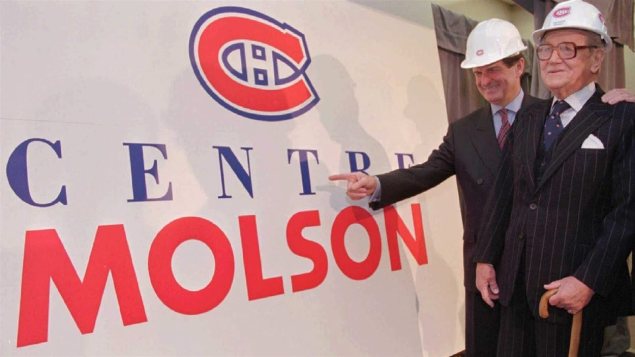 ArnaudDecroix's tweet photo. Le hockey… et la bière!
https://t.co/zd8DNFhgqG
Par Helen Antoniou @AntoniouMolson @McGillQueensUP
#LSDM https://t.co/5jxqRt7S6b