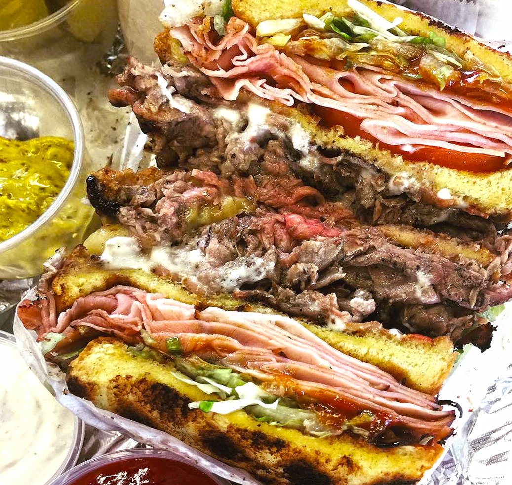 ChapsPitBeef's tweet photo. Your #lunch is ready! Who's hungry? #bbbc #bmorebbq https://t.co/kAbVTpyElm