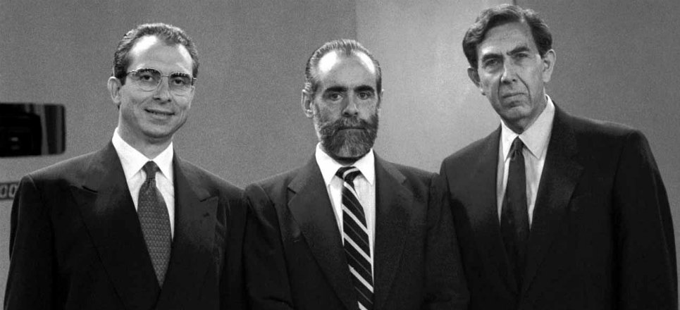 MuseoPresidente's tweet photo. 12 mayo 1994.- Por primera vez se realiza en la historia del país, un debate entre candidatos a la Presidencia de la República. Participan: Diego Fernández de Cevallos (PAN), Ernesto Zedillo Ponce de León (PRI) y Cuauhtémoc Cárdenas Solórzano (PRD). https://t.co/Q5OcZPlvLU