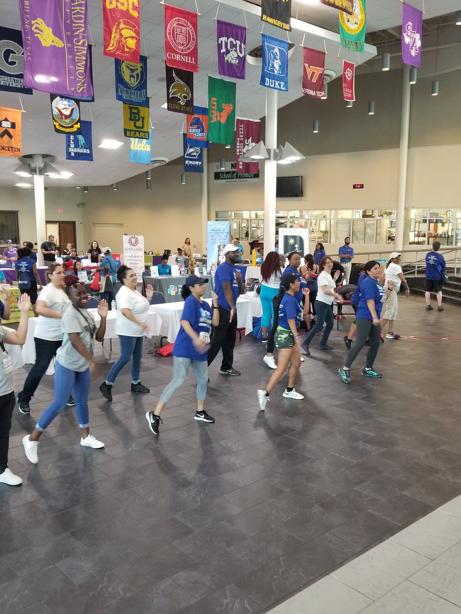 Tameka528's tweet photo. Excellent turnout and overall participation for the #SpringFunRun18! #3Years3Miles #EveryChild2020 @SpringISD #Zumba #wellness https://t.co/LiO1xrfeAG