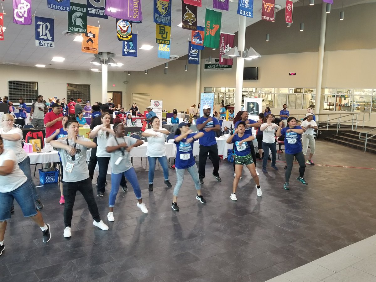 Tameka528's tweet photo. Excellent turnout and overall participation for the #SpringFunRun18! #3Years3Miles #EveryChild2020 @SpringISD #Zumba #wellness https://t.co/LiO1xrfeAG