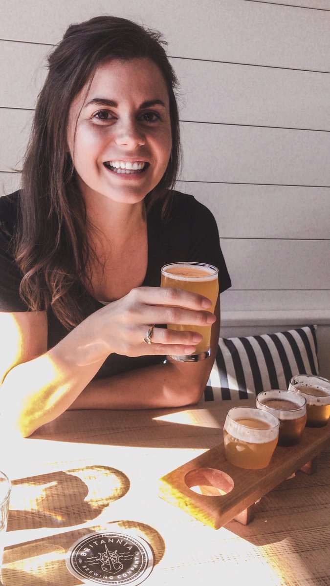 EmmFranceschini's tweet photo. Spending most of my time in Vancouver at breweries and trying to decide which one to try next 🤔🍻 https://t.co/Z6HEGpW03i