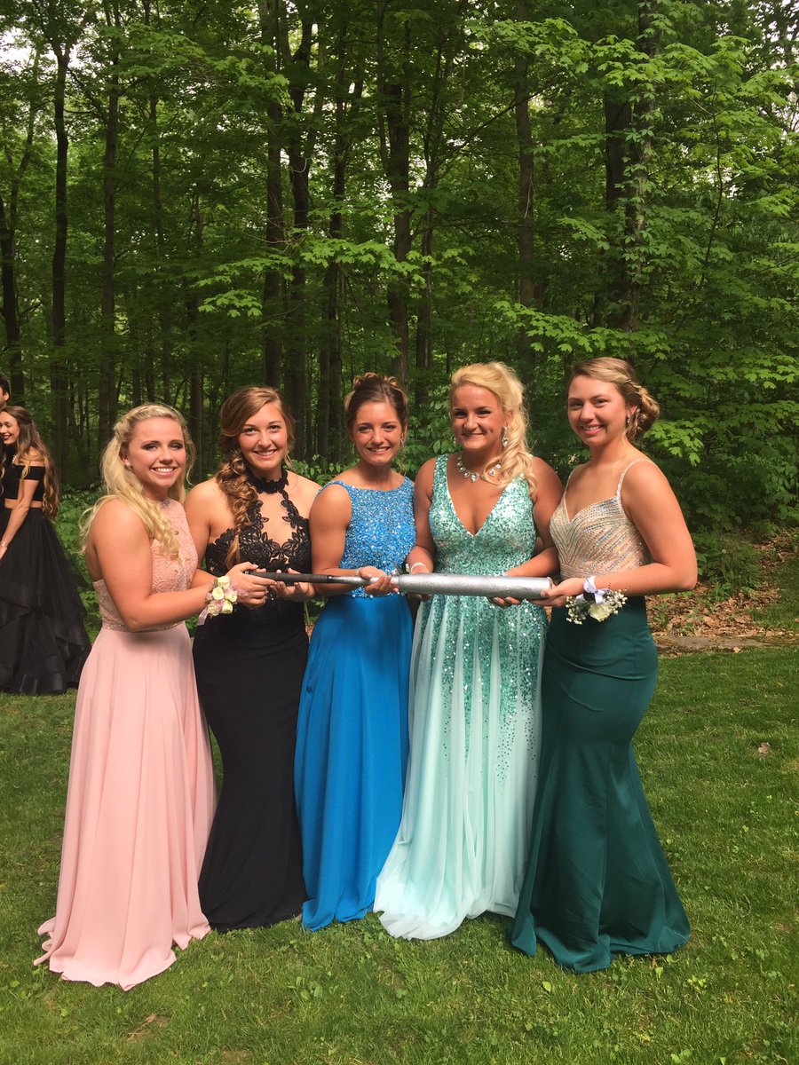 tchkdz's tweet photo. Batter up! @Oriole_Softball https://t.co/pcOT4Ubqjm