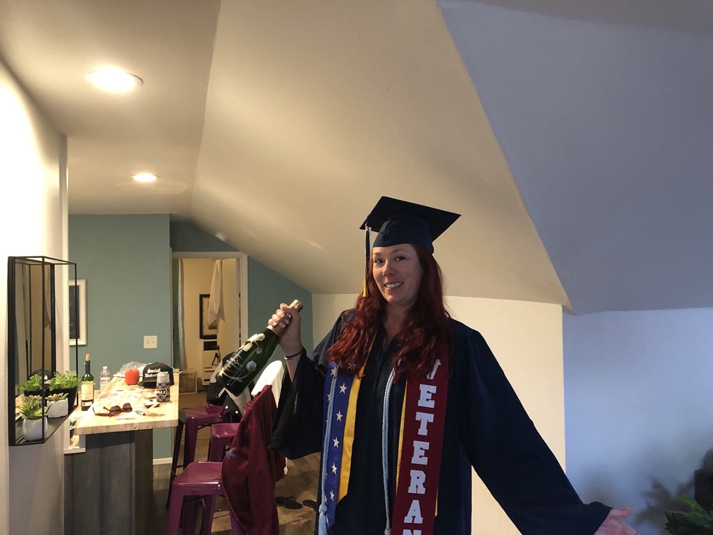 OldPuebloRob's tweet photo. Congratulations Annie Witte!  You did it!  #NAUgrad #dreamboatannie #I❤️U https://t.co/GkfsU4OTip