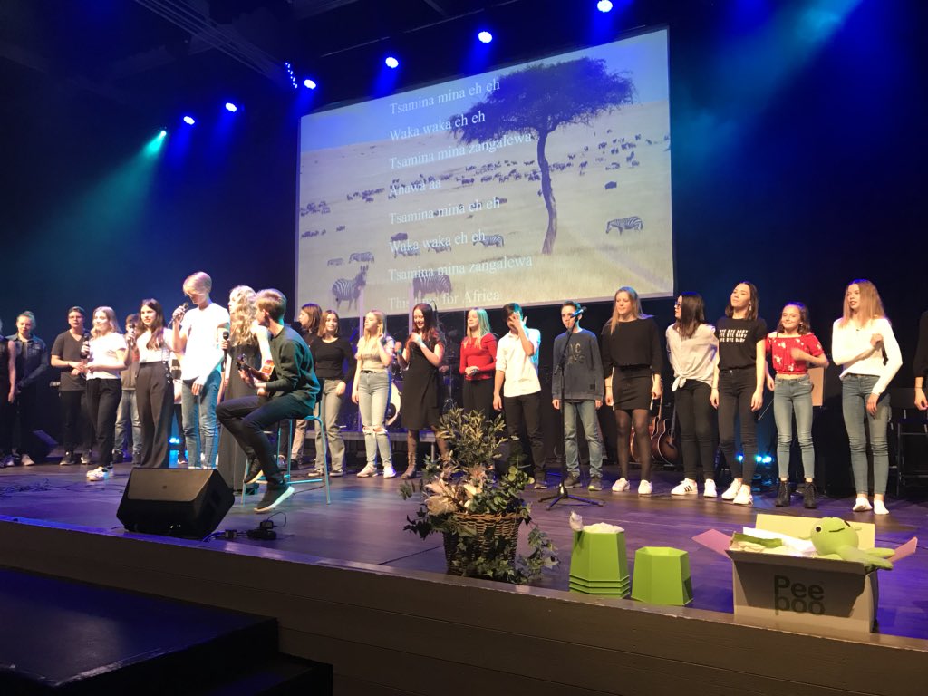 Peepoople's tweet photo. Schools in #Falun #Sweden did the #FreeAid campaign and fundraised for #Peepoo #Peepoople and the #Kibera School Project implemented by #IAS @IAS_Intl @IAS_Kenya Thanks for the support! https://t.co/PSiL9iGiIe